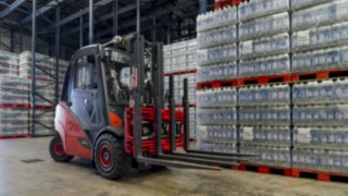 Mietstapler von Linde im Einsatz bei Agua Mineral Mietstapler von Linde im Einsatz bei Agua Mineral