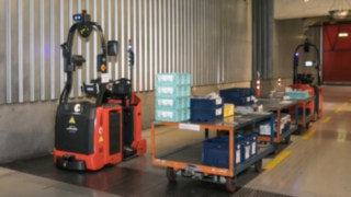 Automatiserte Stapler von Linde im Einsatz bei Opel in Wien. Automatiserte Stapler von Linde