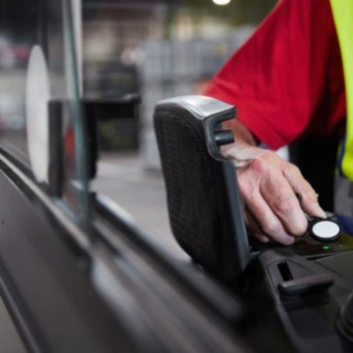 Linde connect acces control für jeden Fahrer Mit der acces control Funktion von der Flottenmanagement-Software Linde connect hat jeder Fahrer seine eigenen Zugangsdaten