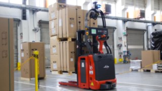 Automatisierter Stapler von Linde im Einsatz bei Wolf Automatisierter Stapler von Linde