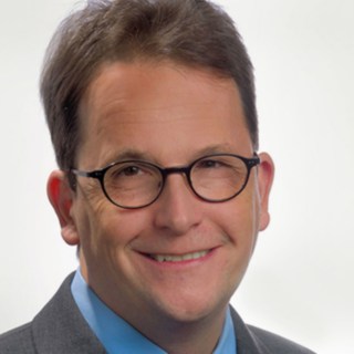 Dr. Joachim Hirth Dr. Joachim Hirth