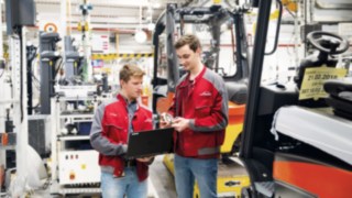 Duale Studenten bei Linde MH Duale Studenten bei Linde MH