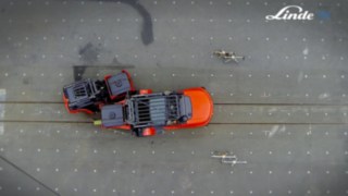 Bild aus dem Lithium Ionen Crash-Test-Video Bild aus dem Lithium Ionen Crash-Test-Video
