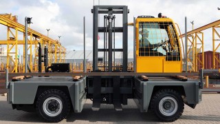 Baumann Seitenstapler im Einsatz