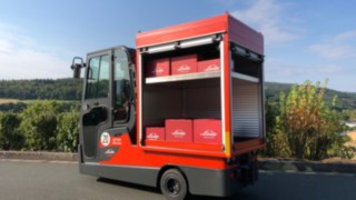 Sonderbau-Fahrzeug Linde W08 mit Kastenaufbau Sonderbau-Fahrzeug Linde W08 mit Kastenaufbau