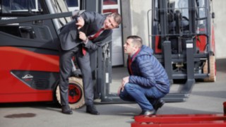  Übergabe Linde Fahrzeug an Firma Poppe