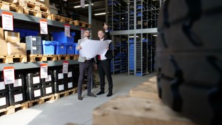 Regalplanung vor Ort Regalplanung vor Ort durch die Experten der Richter Fördertechnik